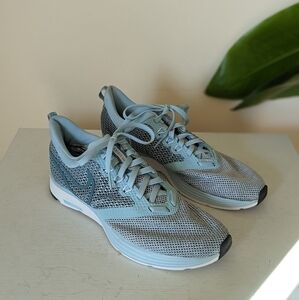 Nike Zoom Strike Blue Mesh Running Athletic Sneakers